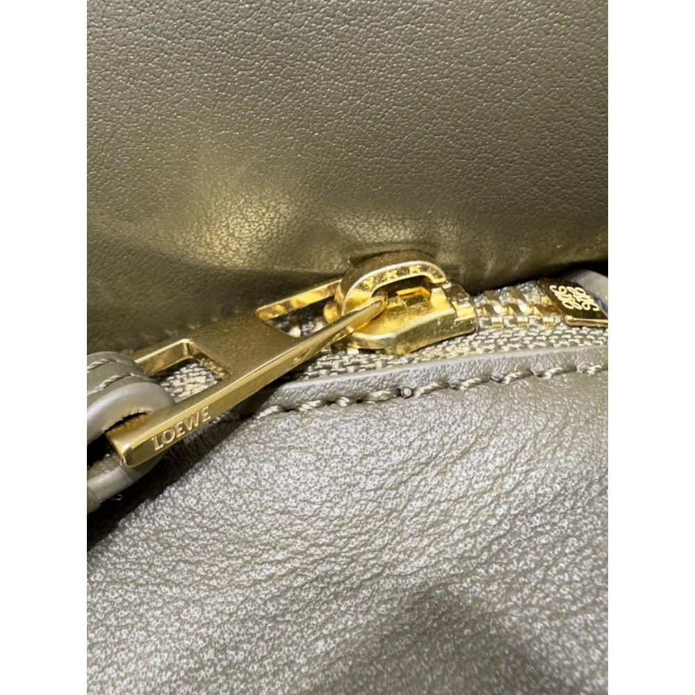 LOEWE New Puzzle Bag – Small Dark Khaki Green!