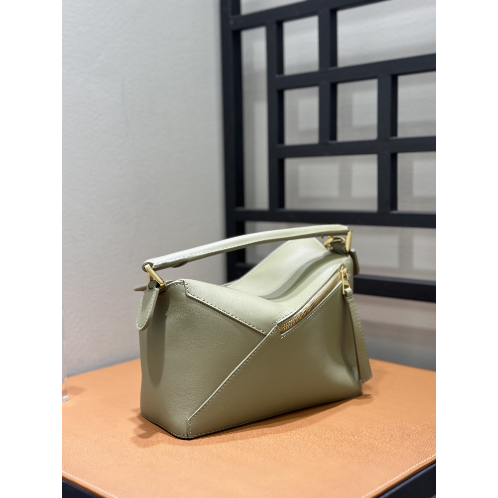LOEWE New Puzzle Bag – Small Eucalyptus Green!