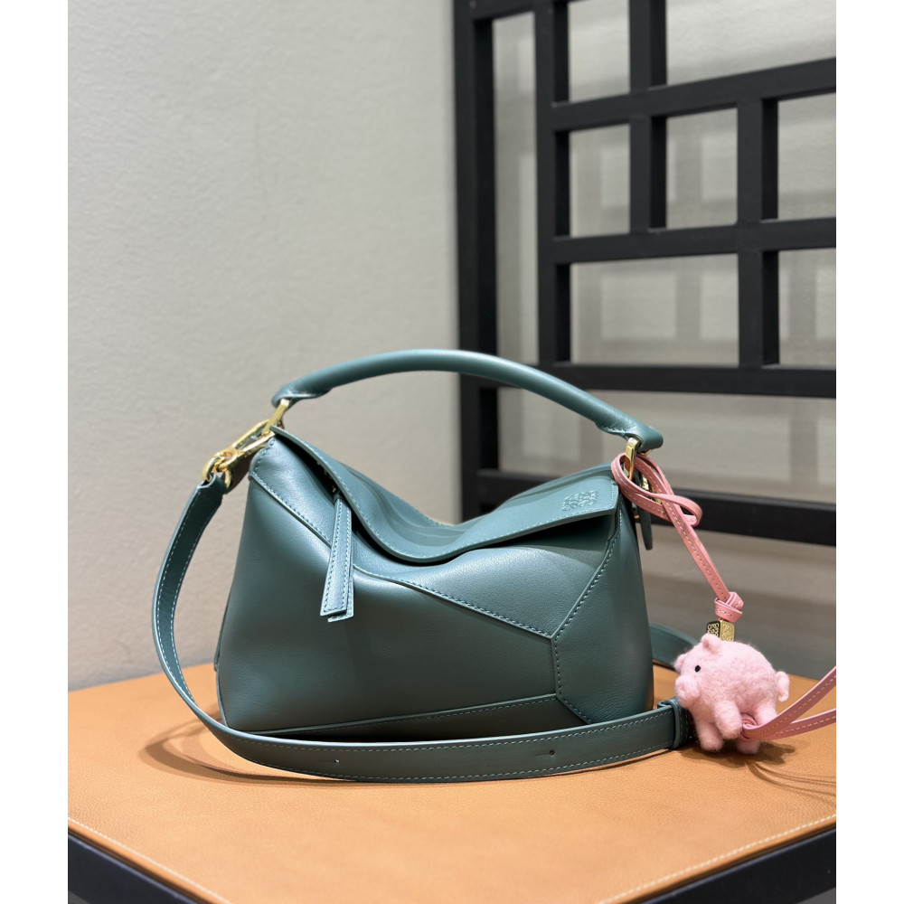 LOEWE New Puzzle Bag – Small Vetiver Green!