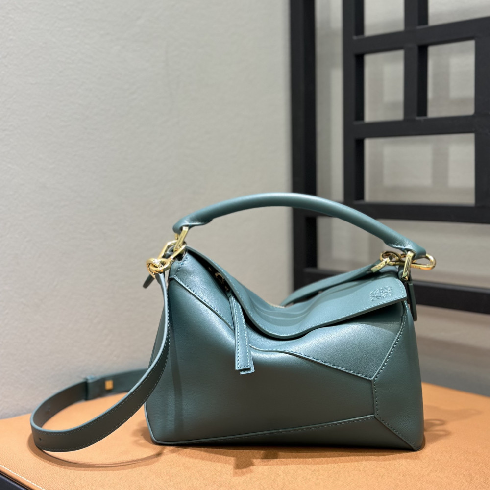 LOEWE New Puzzle Bag – Small Vetiver Green!