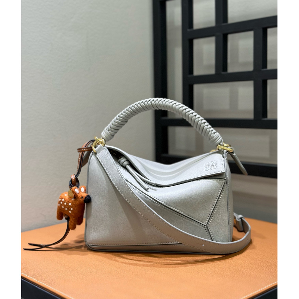 LOEWE New Woven-Handle Puzzle Bag!