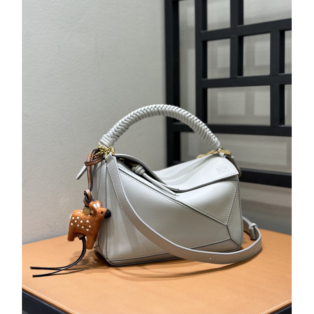 LOEWE New Woven-Handle Puzzle Bag!