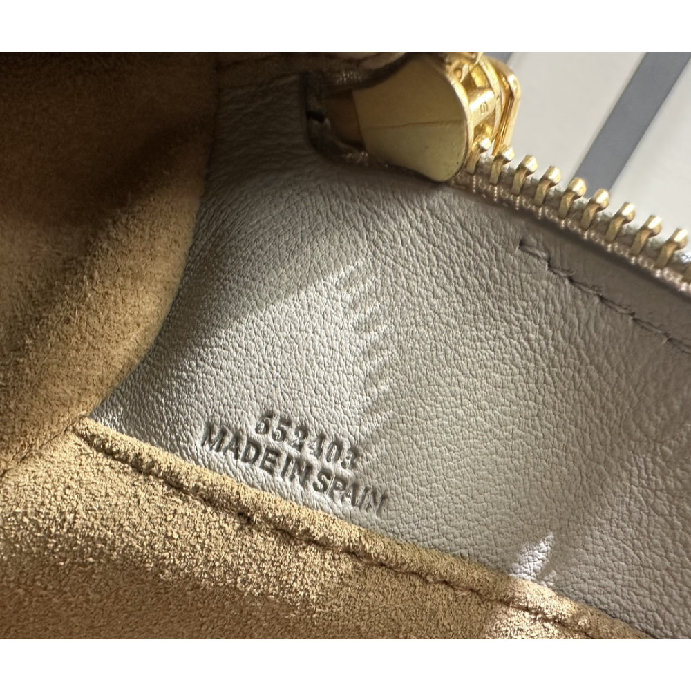 LOEWE New Woven-Handle Puzzle Bag!