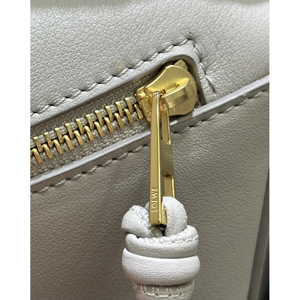 LOEWE New Woven-Handle Puzzle Bag!