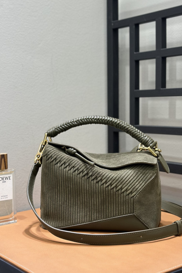 LOEWE Special Edition puzzle Bag!