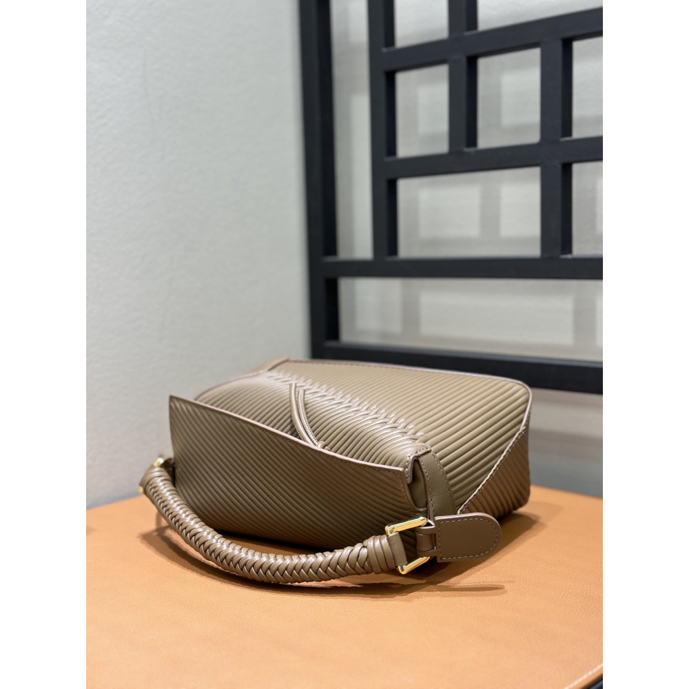 LOEWE Special Edition puzzle Bag!