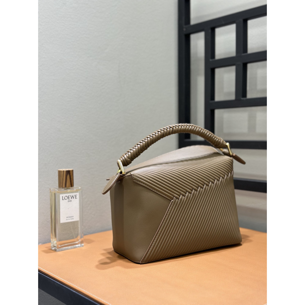 LOEWE Special Edition puzzle Bag!