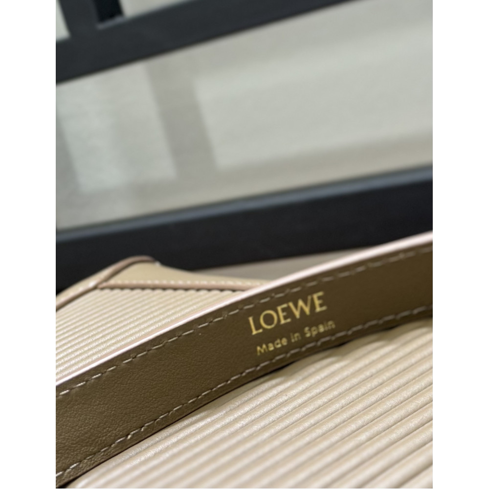 LOEWE Special Edition puzzle Bag!