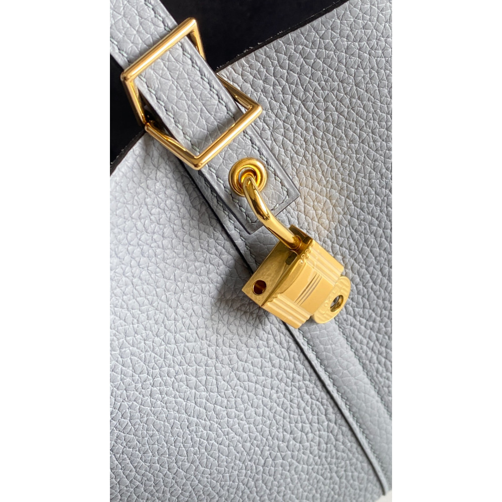 Hermès Picotin Lock Bag 18cm – Linen Blue