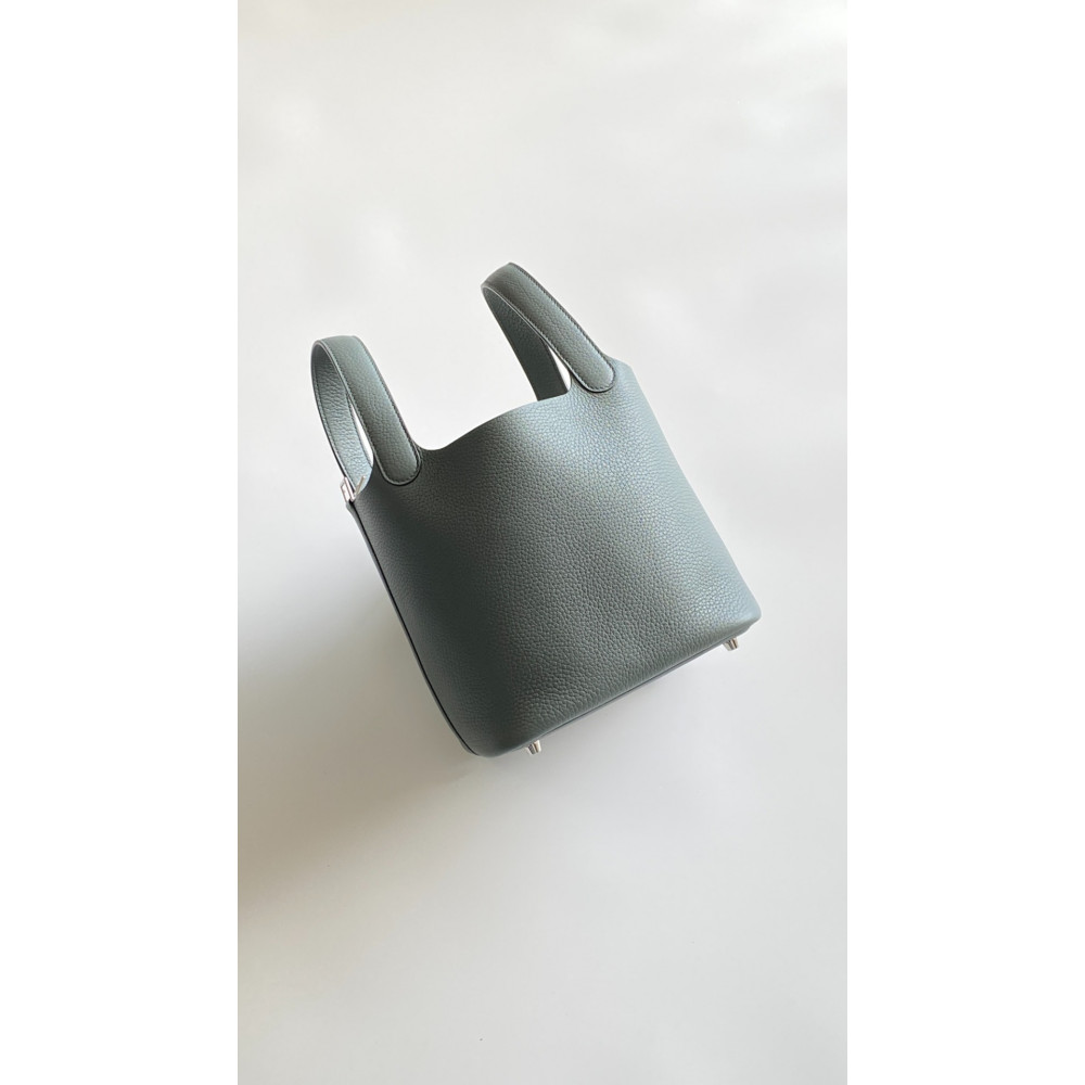 Hermès Picotin Lock Bag 18cm – Almond Green