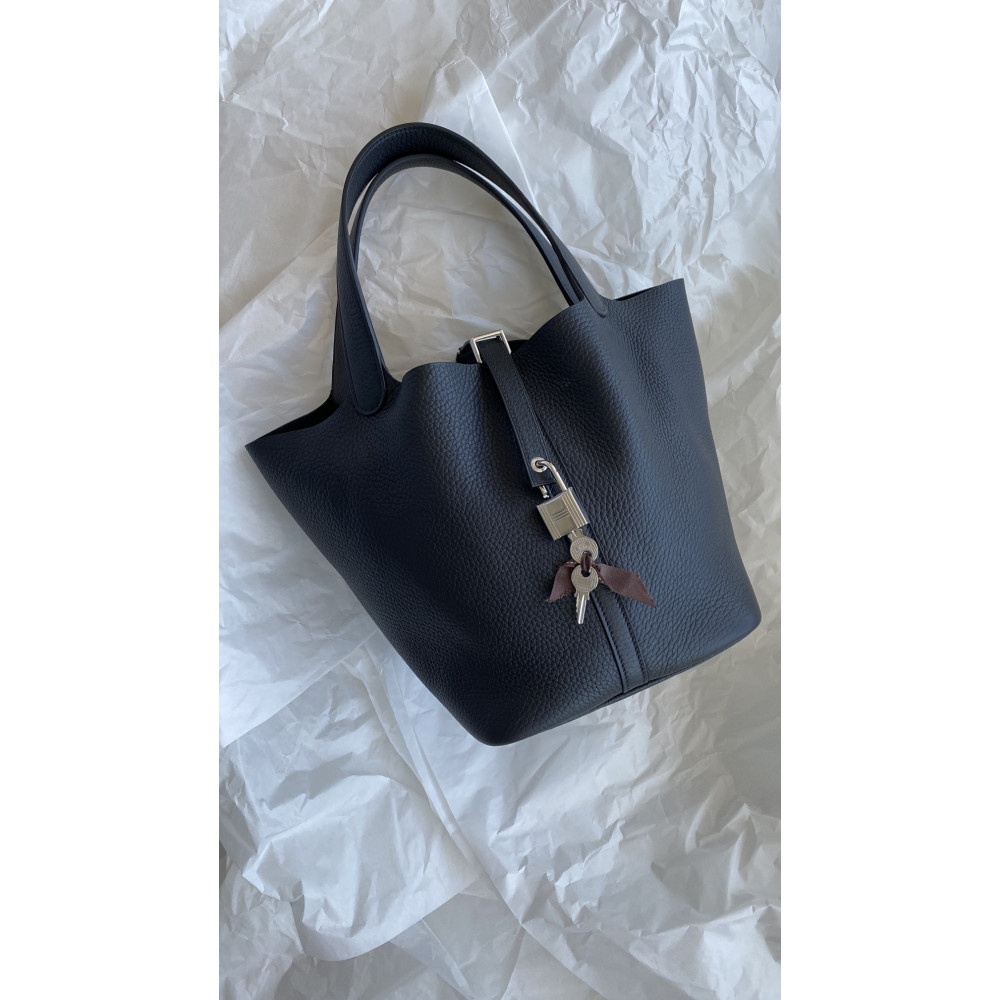 Hermès Picotin Lock Bag 18cm – black