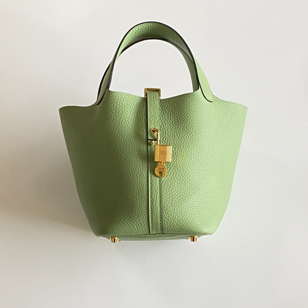 Hermès Picotin Lock Bag 18cm –  Avocado Green