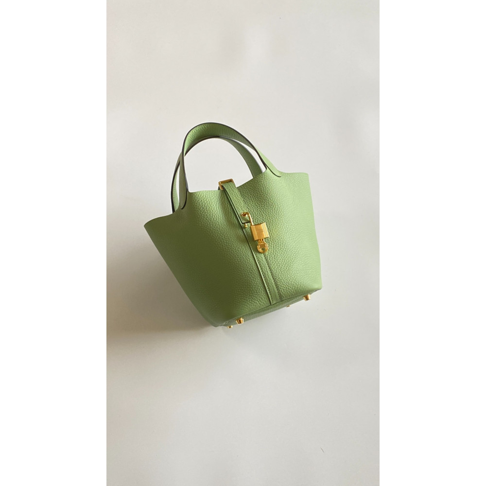 Hermès Picotin Lock Bag 18cm –  Avocado Green
