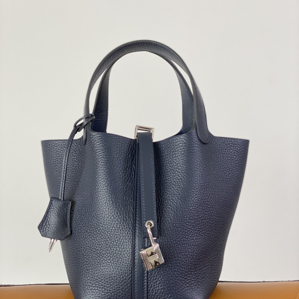 Hermès Picotin Lock Bag 18cm – Midnight Blue