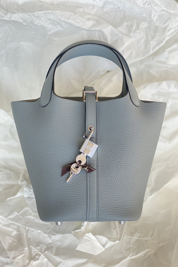 Hermès Picotin Lock Bag 18cm – Seagull Gray