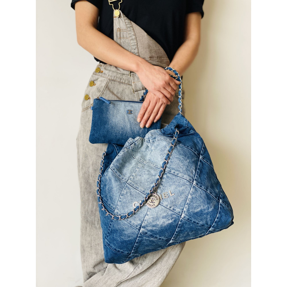 Chanel 22 Bag "Trash Bag" – Medium 23P