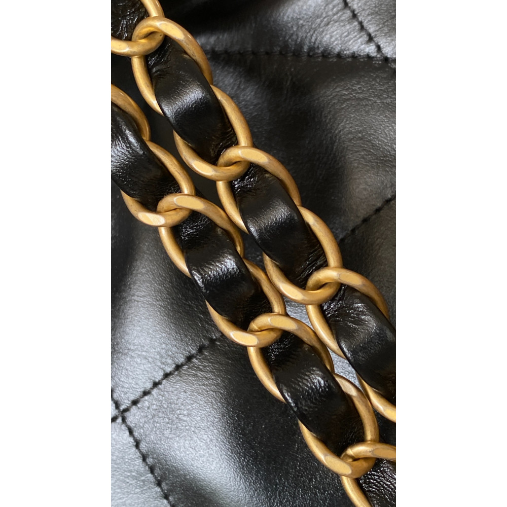 Chanel 24B New Arrival – Black Caviar Calfskin 22 Bag