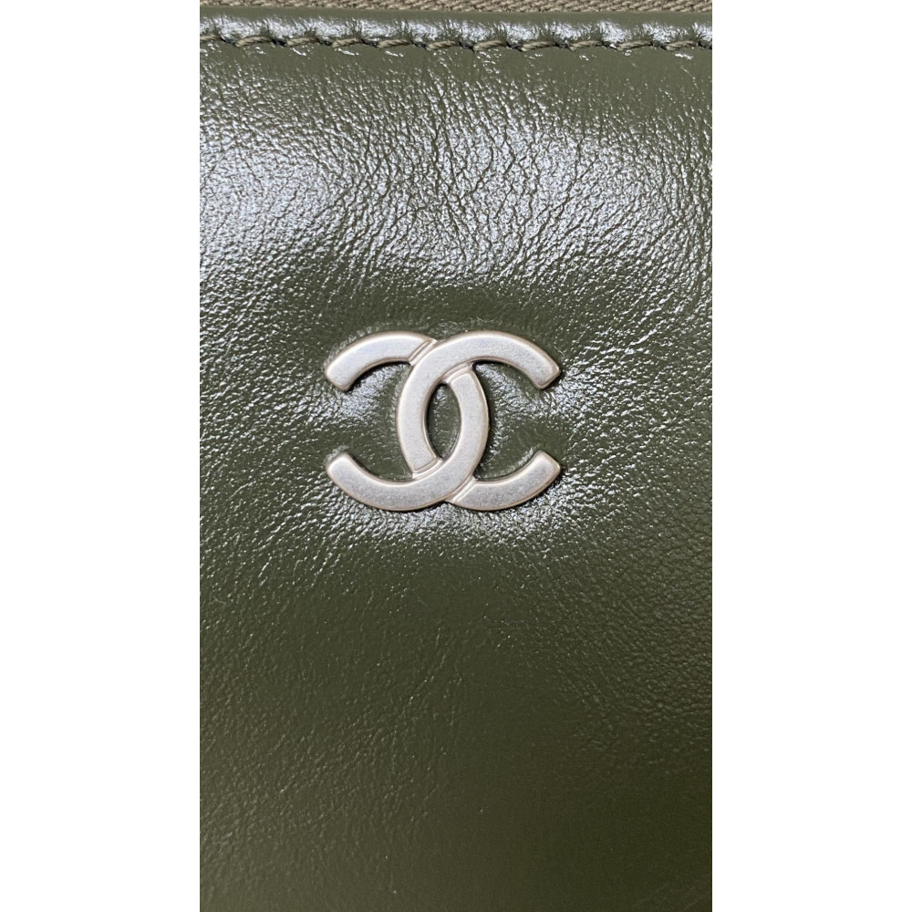 Chanel 22 Bag "Trash Bag" Shoulder Bag