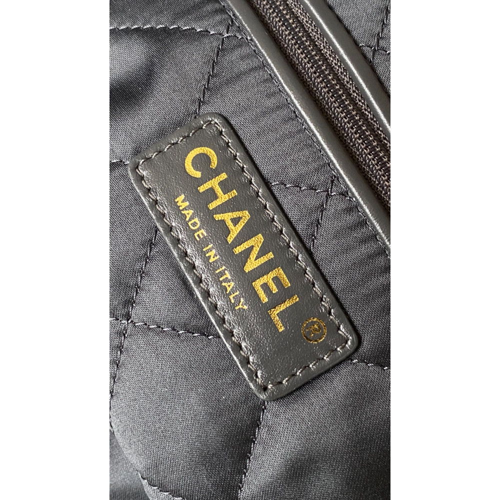 Chanel 22 Bag "Trash Bag" Shoulder Bag 