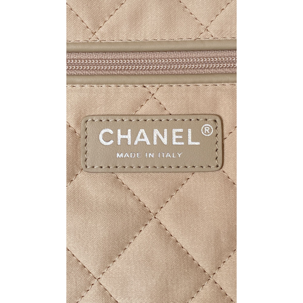 Chanel 22 Bag "Trash Bag" Shoulder Bag 