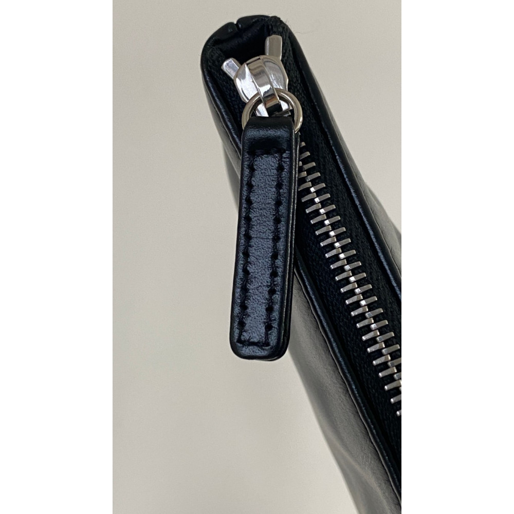 Chanel Solid Black 22 Bag, small size 22 bag shoulder bag 