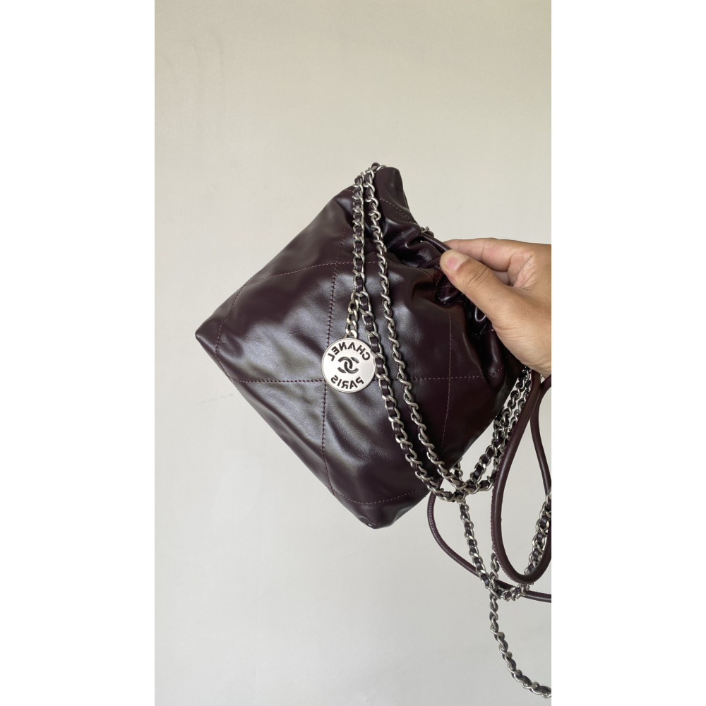 Chanel 23C chocolate brown mini 22Bag, 