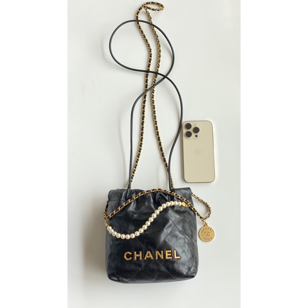 Chanel 23C mini 22Bag, pearl edition! 