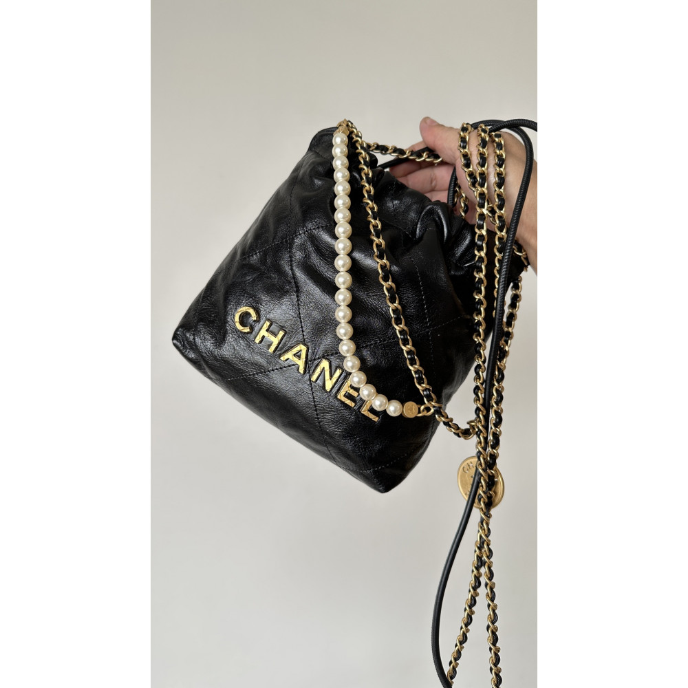 Chanel 23C mini 22Bag, pearl edition! 