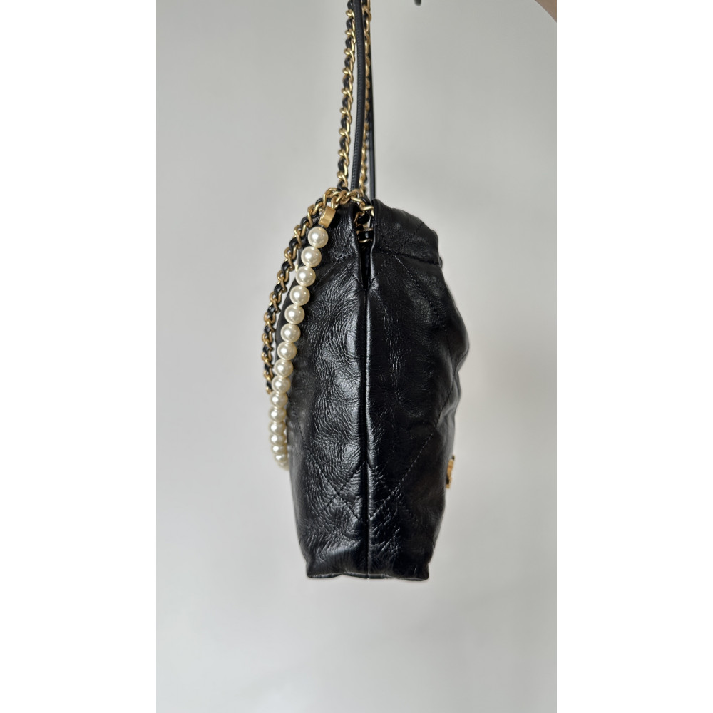 Chanel 23C mini 22Bag, pearl edition! 