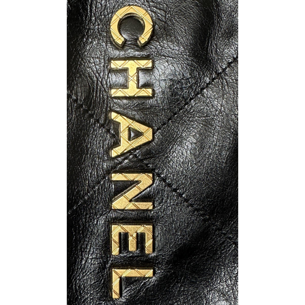 Chanel 23C mini 22Bag, pearl edition! 