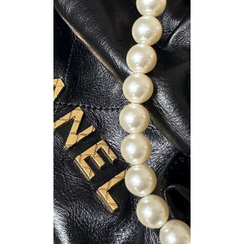 Chanel 23C mini 22Bag, pearl edition! 