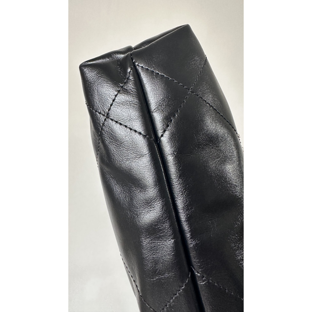 Chanel 23C black mini 22Bag, 