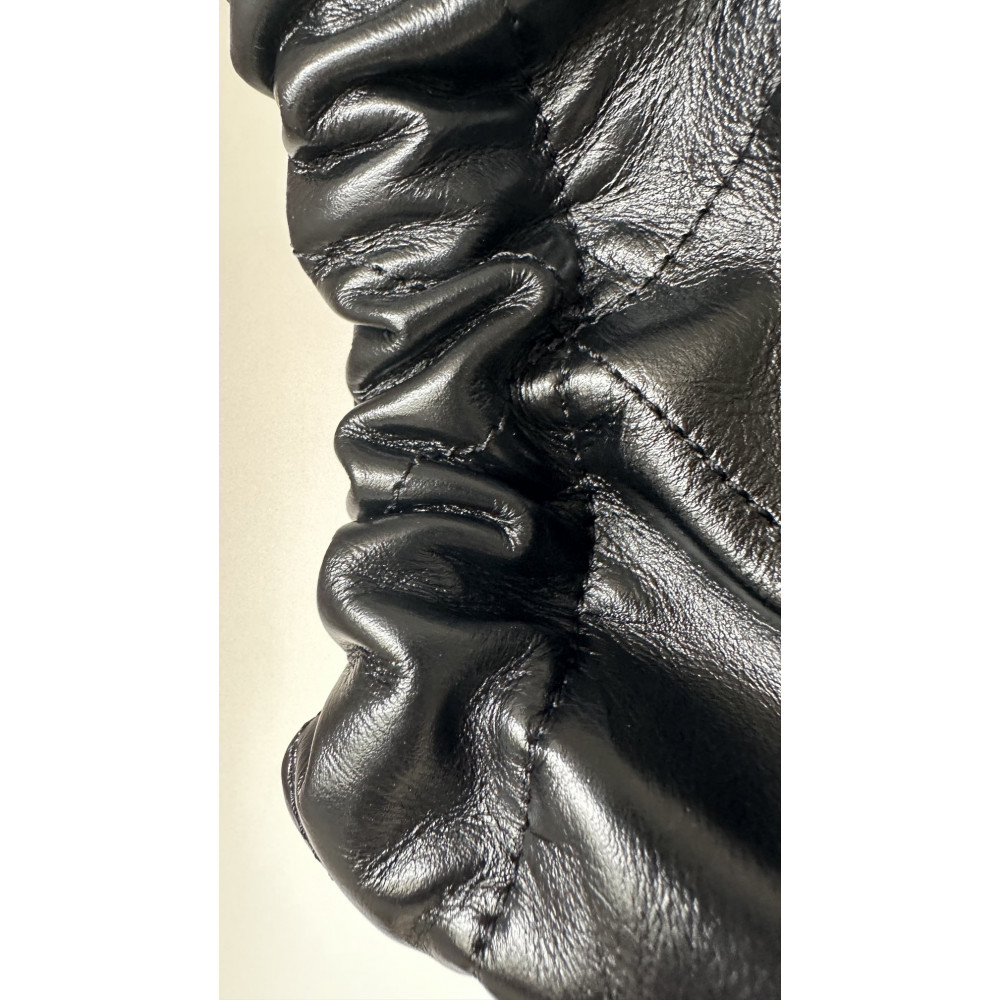 Chanel 23C black mini 22Bag, 