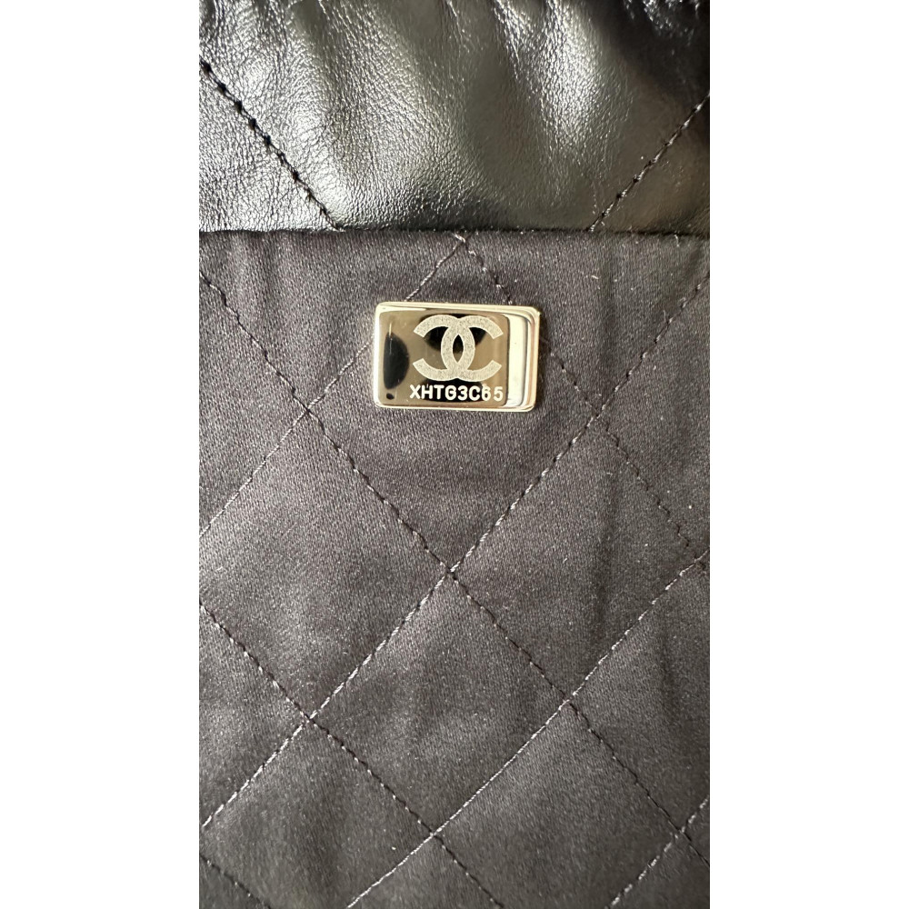 Chanel 23C black mini 22Bag, 