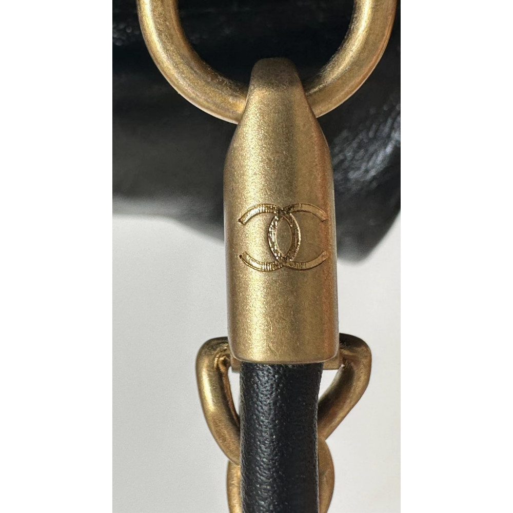 Chanel 23C black mini 22Bag, 