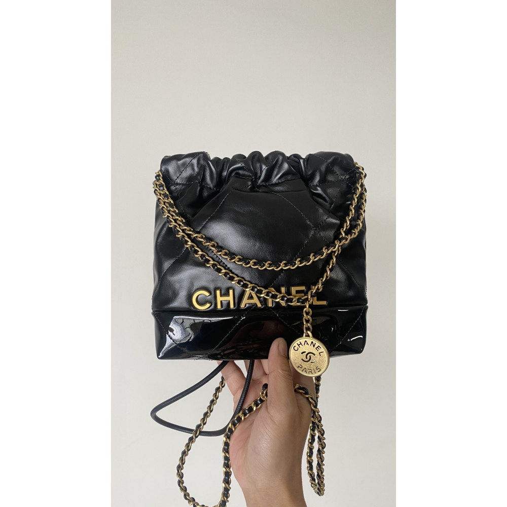 Chanel 24SS latest color-blocked mini 22Bag