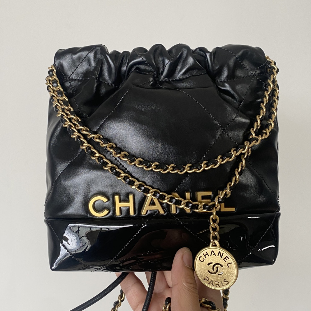 Chanel 24SS latest color-blocked mini 22Bag