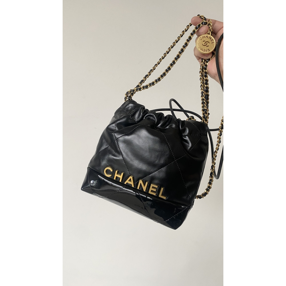Chanel 24SS latest color-blocked mini 22Bag