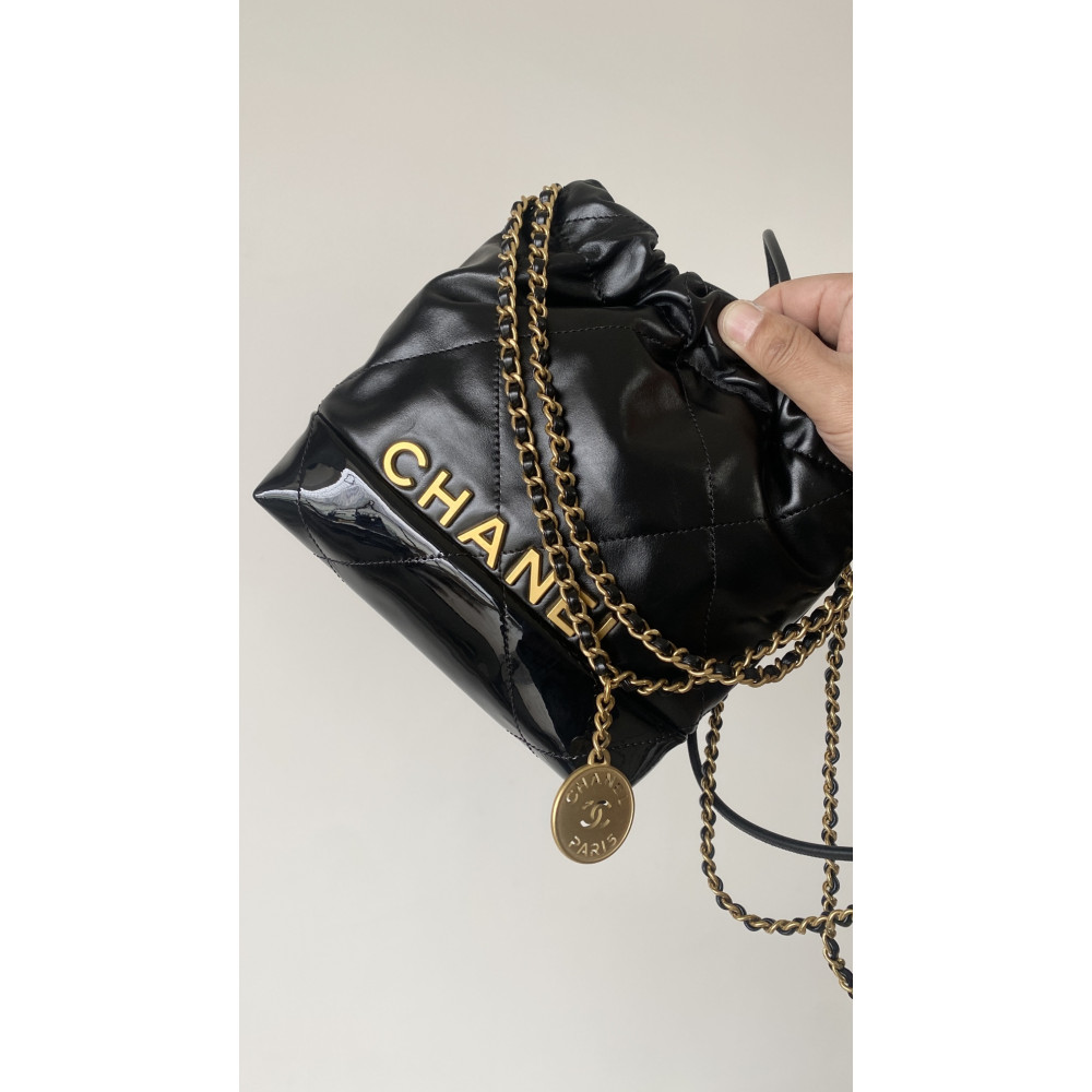 Chanel 24SS latest color-blocked mini 22Bag