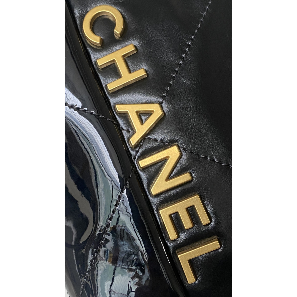 Chanel 24SS latest color-blocked mini 22Bag