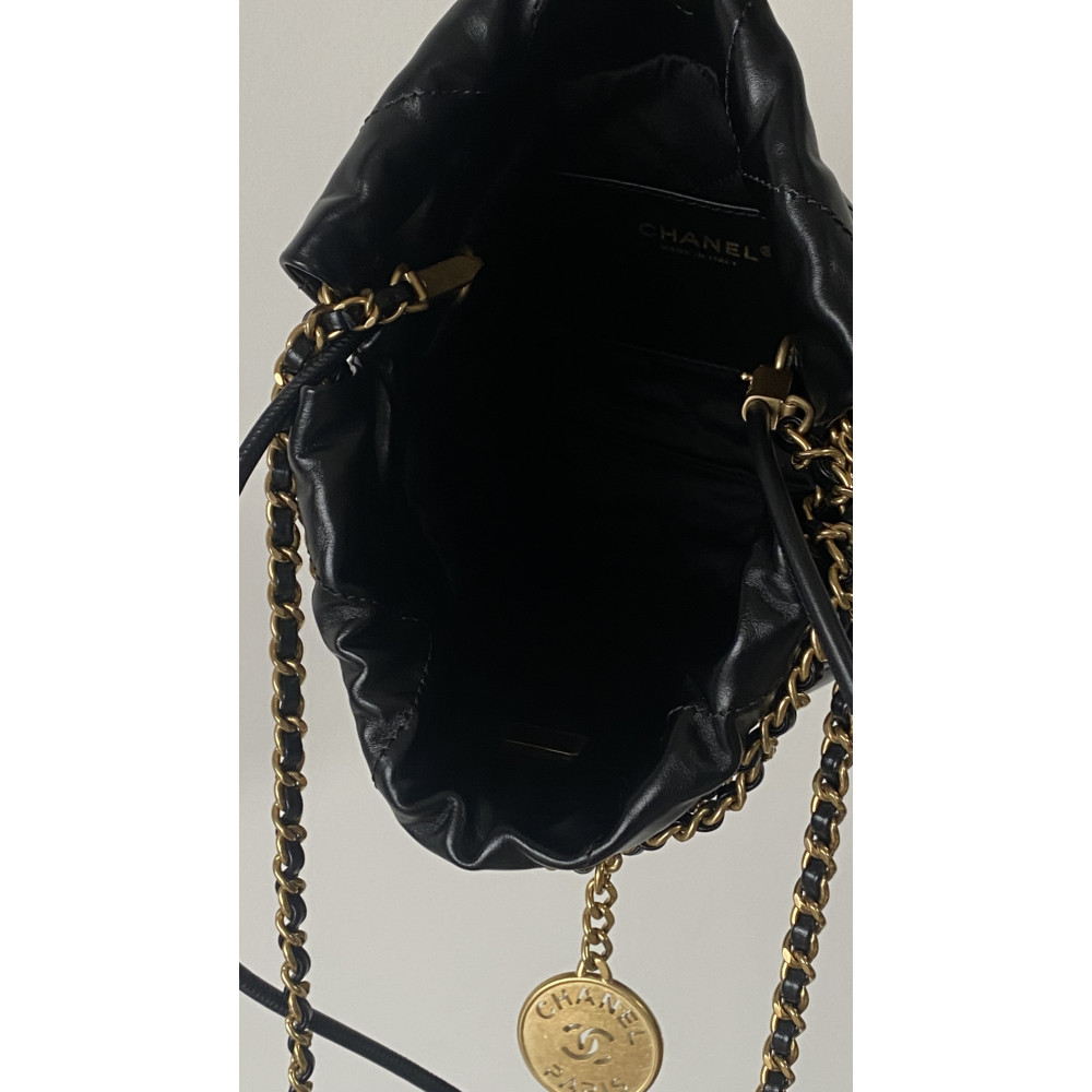 Chanel 24SS latest color-blocked mini 22Bag