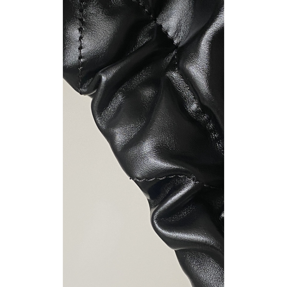 Chanel 24SS latest color-blocked mini 22Bag