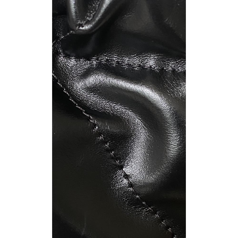 Chanel 24SS latest color-blocked mini 22Bag