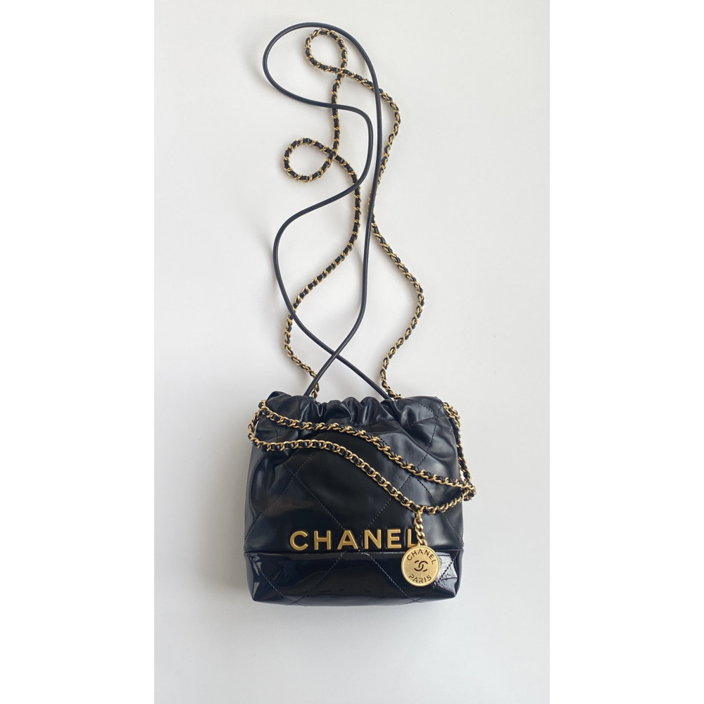 Chanel 24SS latest color-blocked mini 22Bag