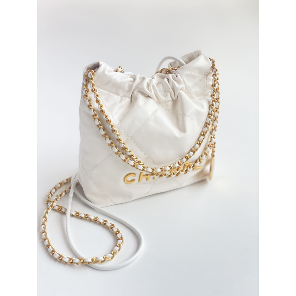Chanel 23C white mini 22Bag