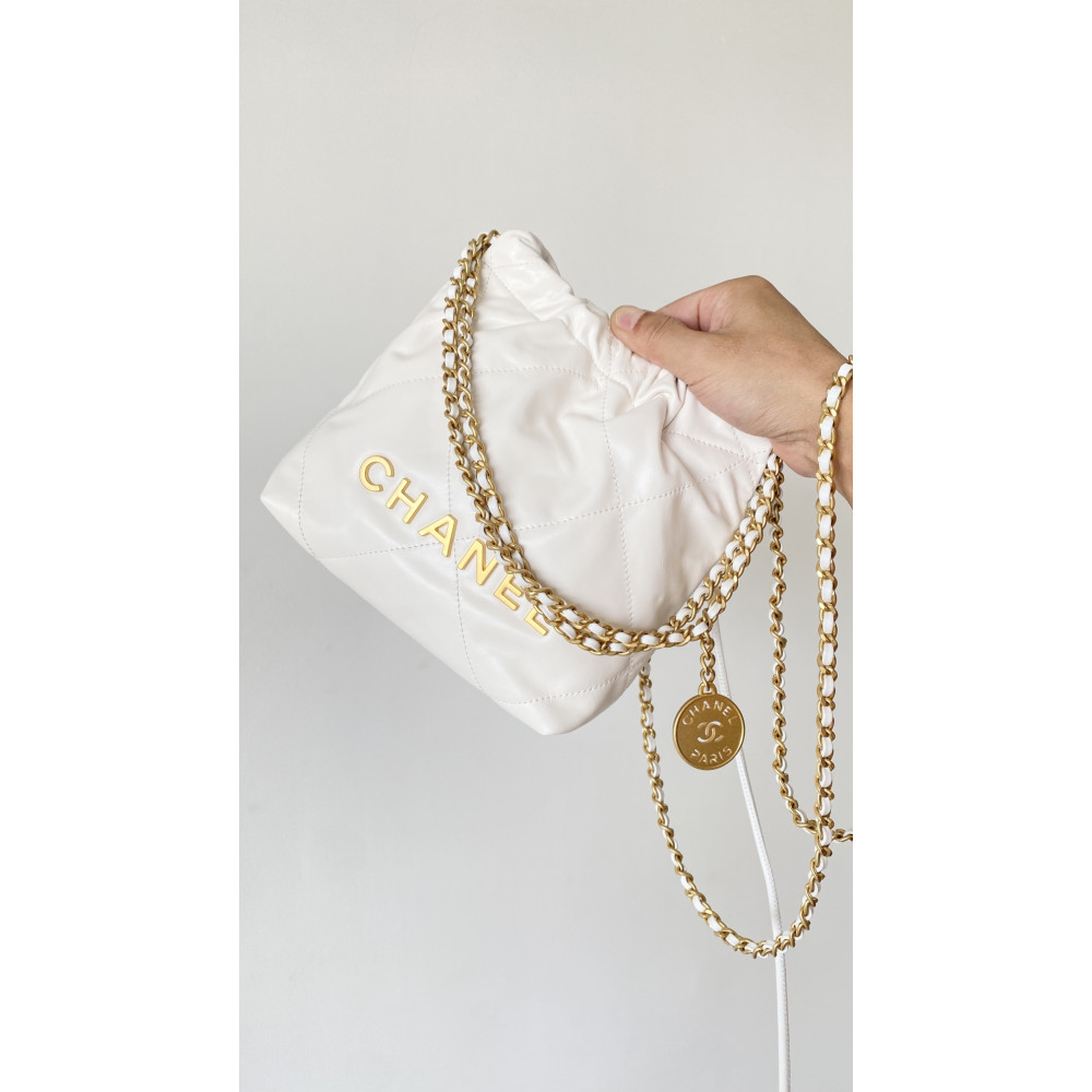 Chanel 23C white mini 22Bag