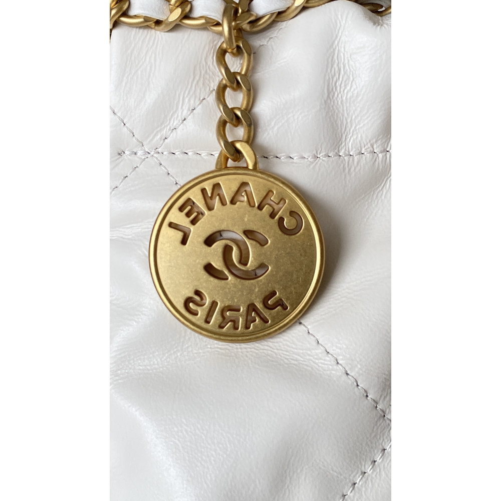Chanel 23C white mini 22Bag