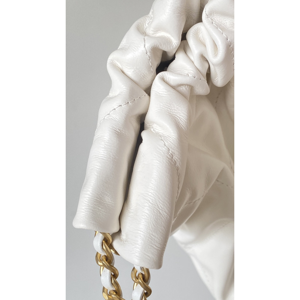 Chanel 23C white mini 22Bag