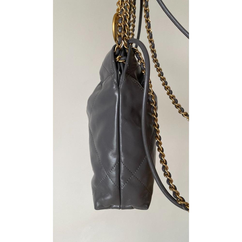 Chanel 23C dark gray mini 22Bag,
