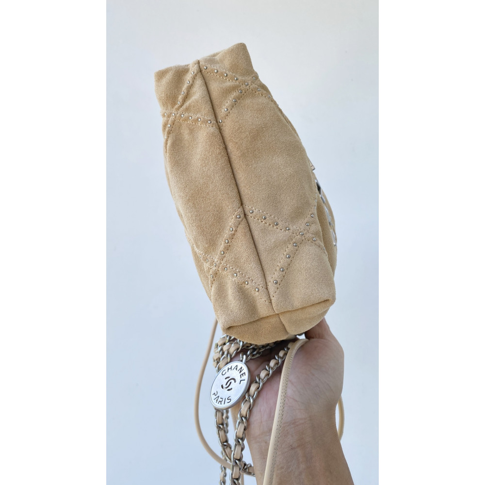 Chanel 25S mini 22Bag in apricot color